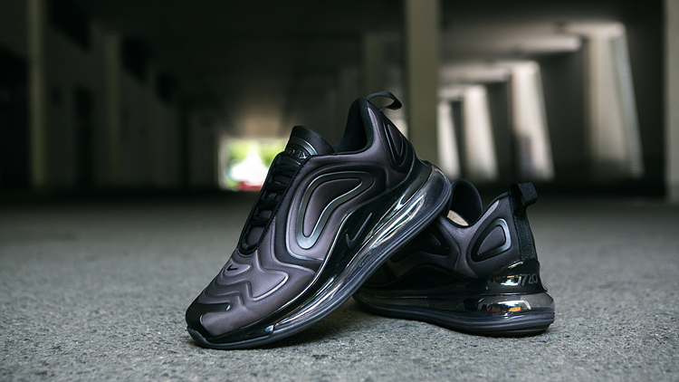 Nike Air Max 720 All Black Shoes - Click Image to Close